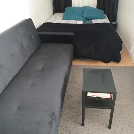 3 A Louer A Colombes Homestay