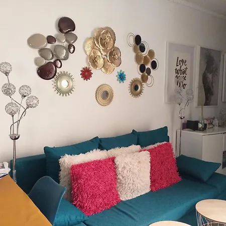 3 A Louer A Colombes Homestay *