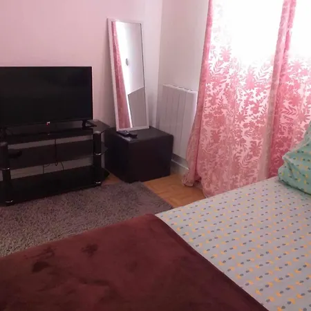 Homestay 3 A Louer A Colombes *